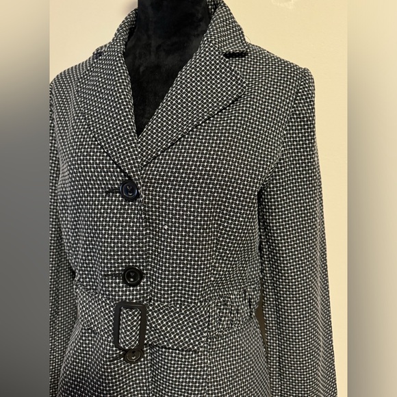 EUC Sweet Suit Black and White Square Patterned Blazer Adjustable Belt size 12 - Picture 3 of 7